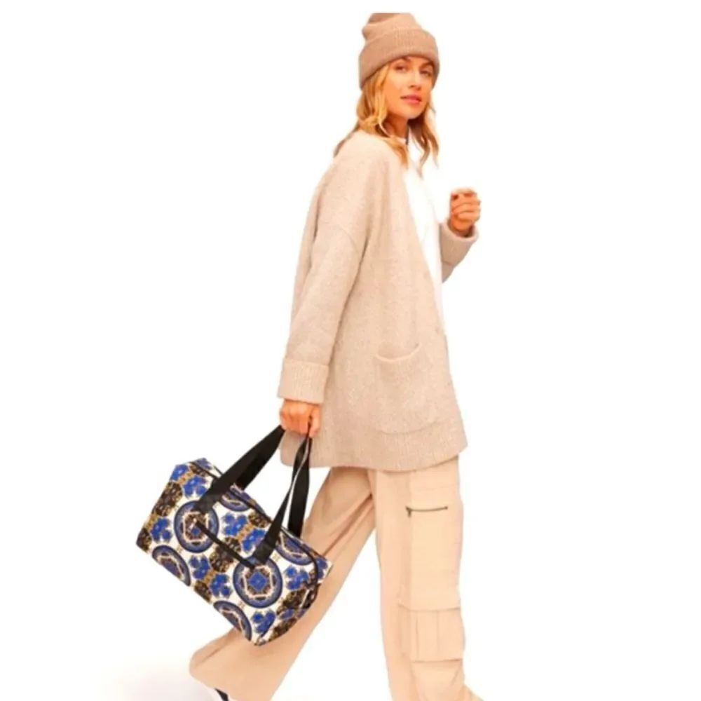 NWT Alice + Olivia by Stacey Bendet Regal Romance Duffel Bag